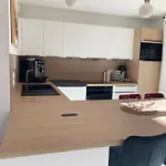 De Prestige Neuf, Vue Montagne Et 2 Balcons St Mamet, Luchon *