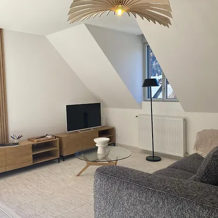 De Prestige Neuf, Vue Montagne Et 2 Balcons St Mamet, Luchon Apartment *