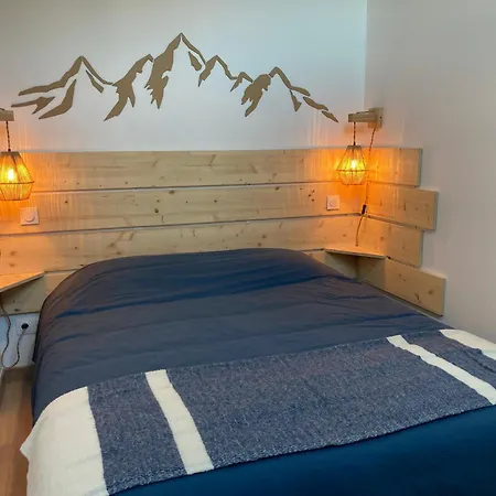 De Prestige Neuf, Vue Montagne Et 2 Balcons St Mamet, Luchon Apartment *