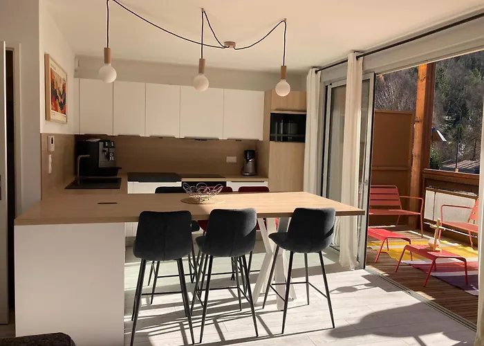 De Prestige Neuf, Vue Montagne Et 2 Balcons St Mamet, Luchon * Montauban-de-Luchon