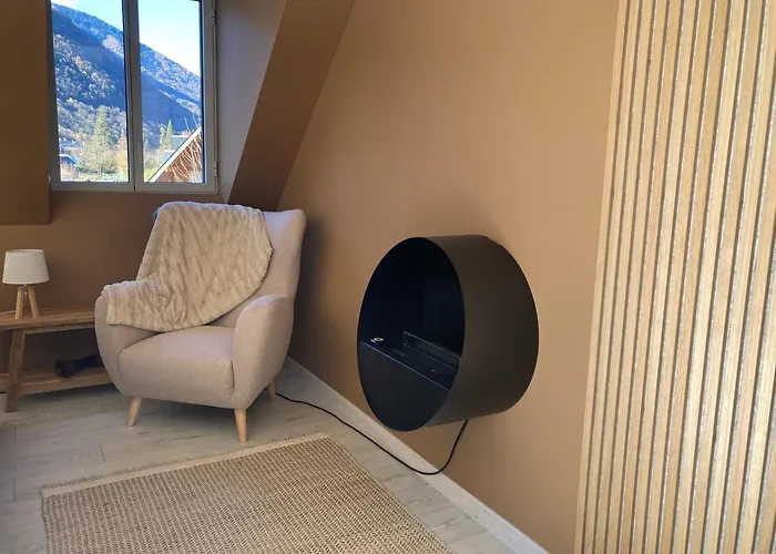 Apartment De Prestige Neuf, Vue Montagne Et 2 Balcons St Mamet, Luchon Montauban-de-Luchon