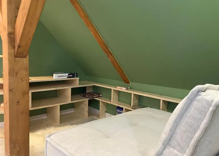 Apartment De Prestige Neuf, Vue Montagne Et 2 Balcons St Mamet, Luchon *